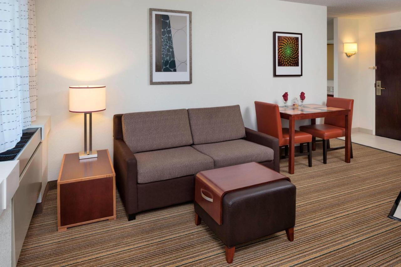 Residence Inn By Marriott Minneapolis Edina Bagian luar foto